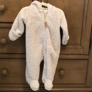 NWOT Carter’s Infant Bunting Suit - size 6 months
